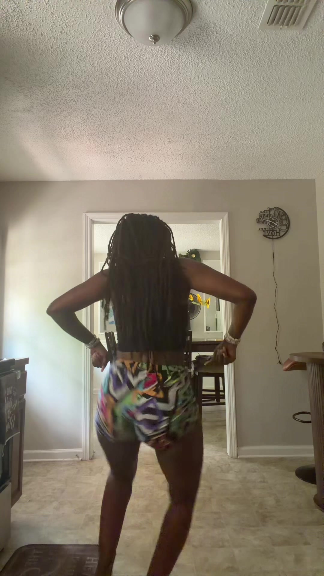 @Queennneisha