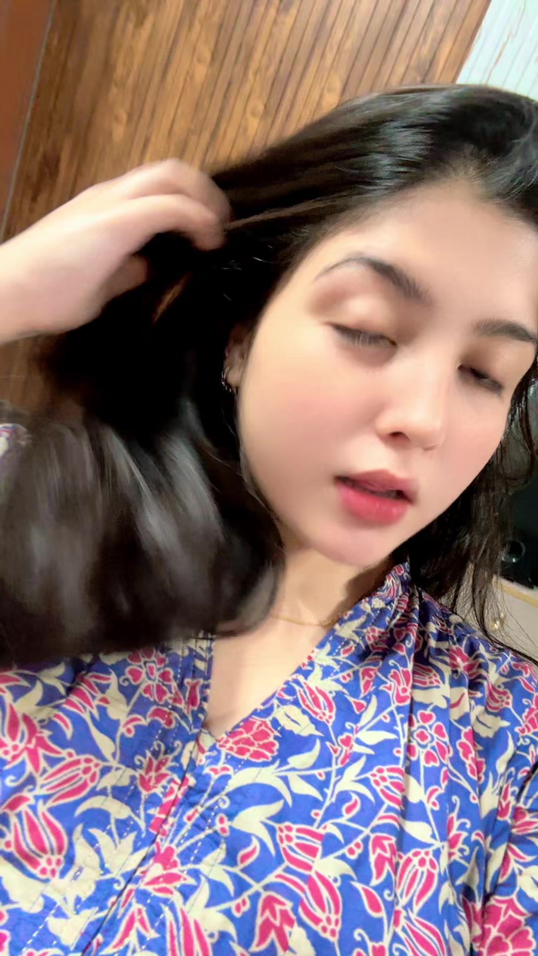 @Munisha Khan🕊️