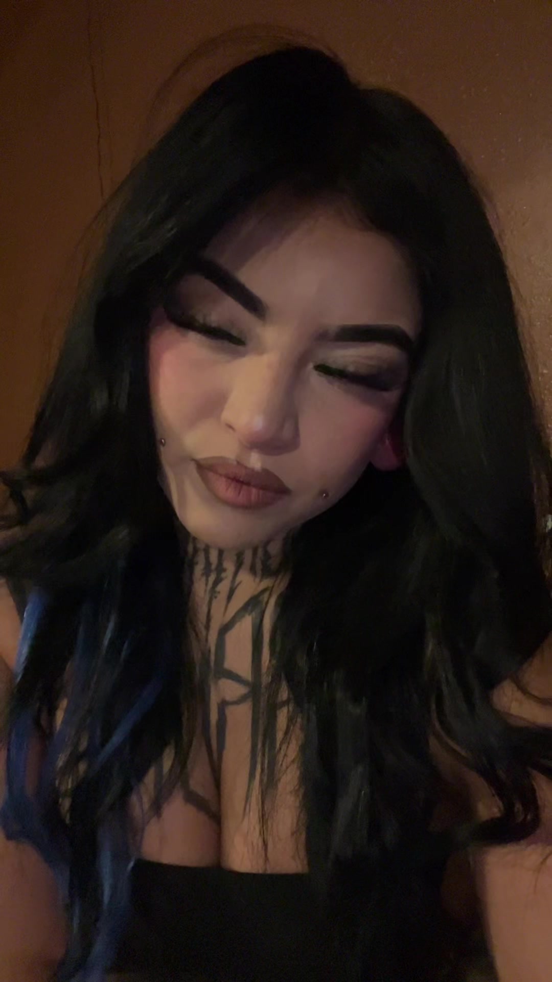 @FREAKSHOW KEEZH🦇