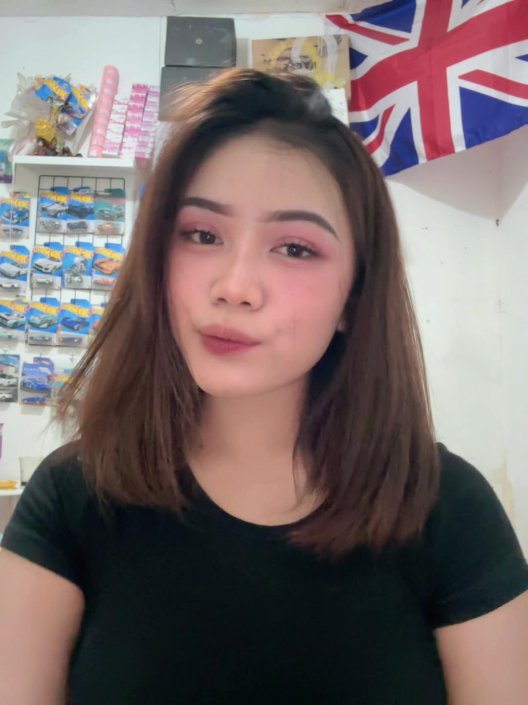 @𝐚𝐧𝐢𝐬