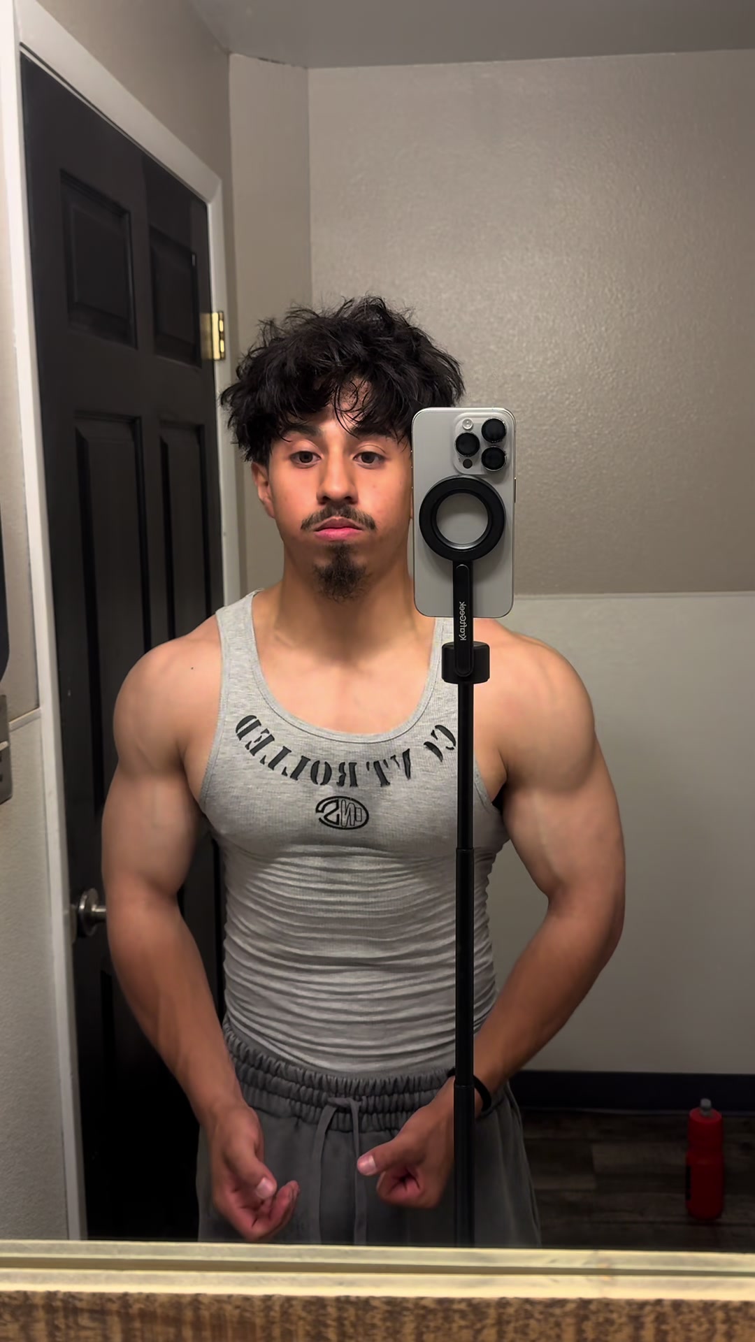@𝕵