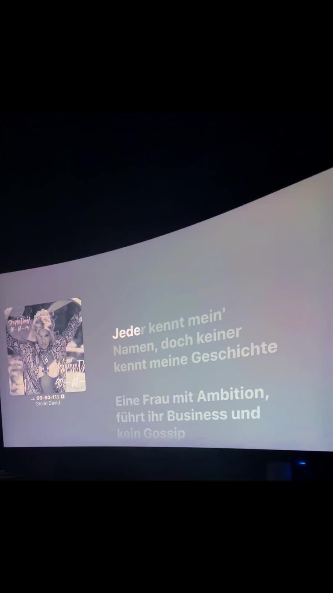 @𝔩𝔶𝔯𝔦𝔵𝔠𝔰__.🎧