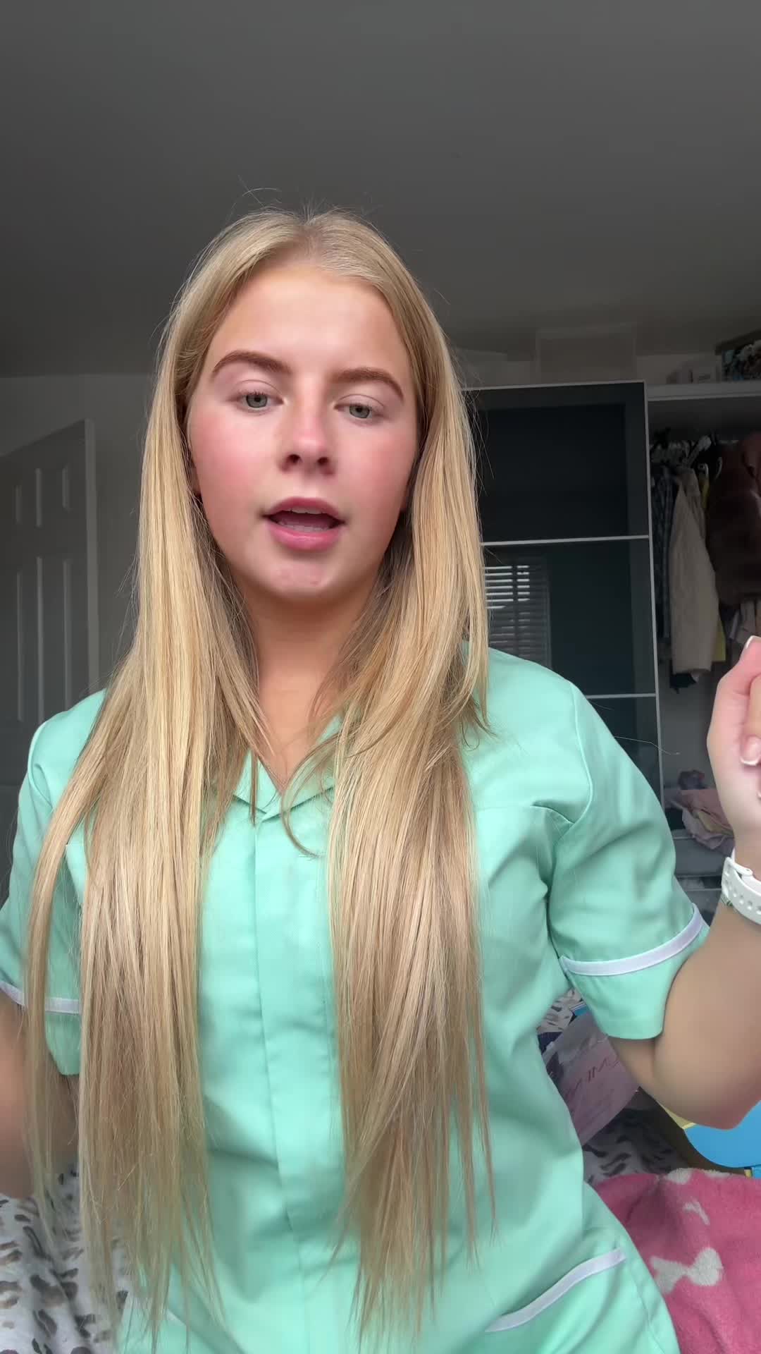 @mollywalker18x