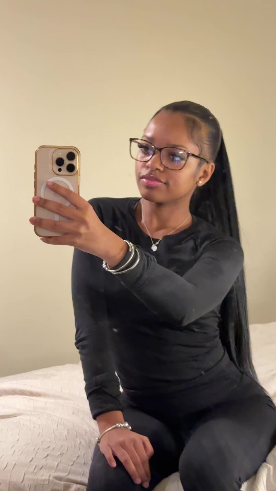 @nyreee