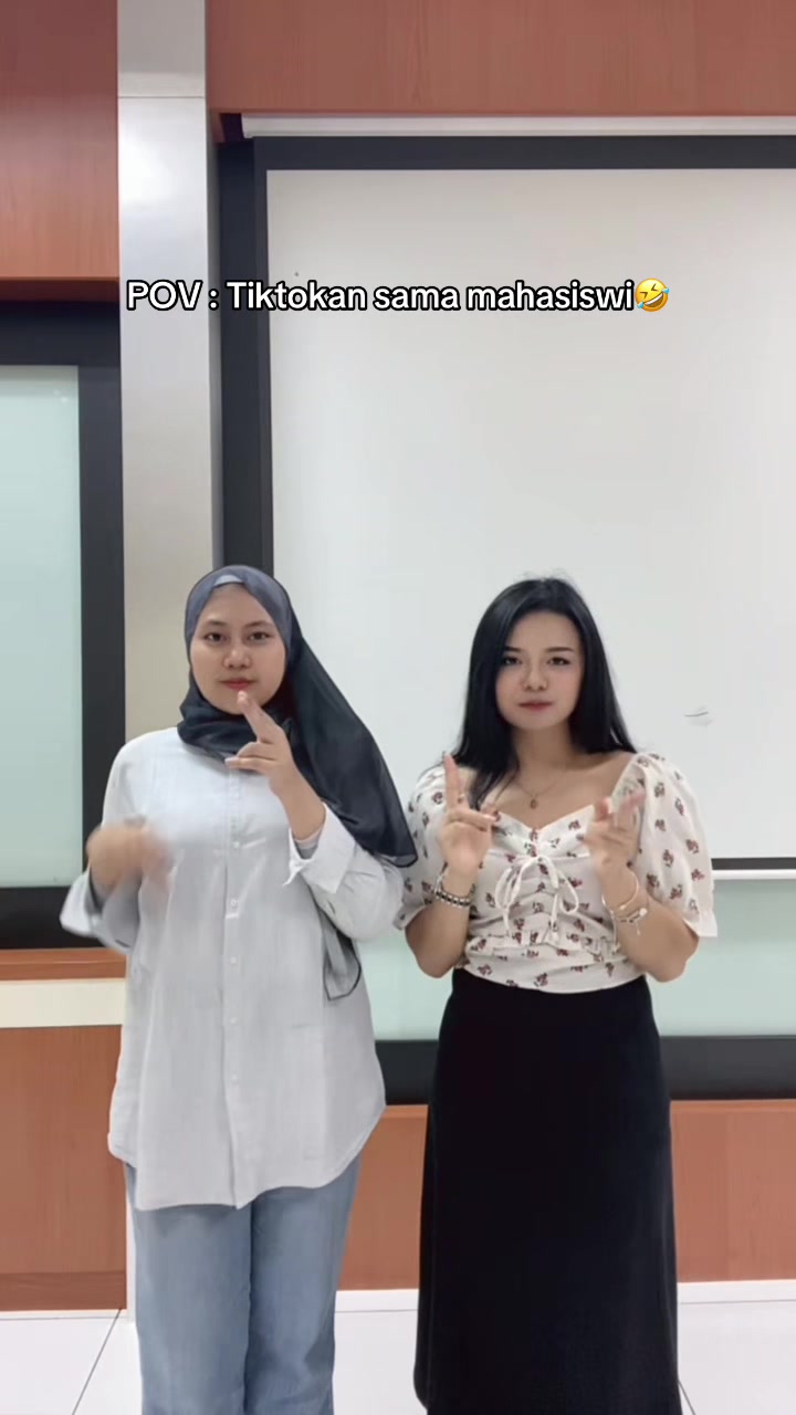 @Putri Nadeak