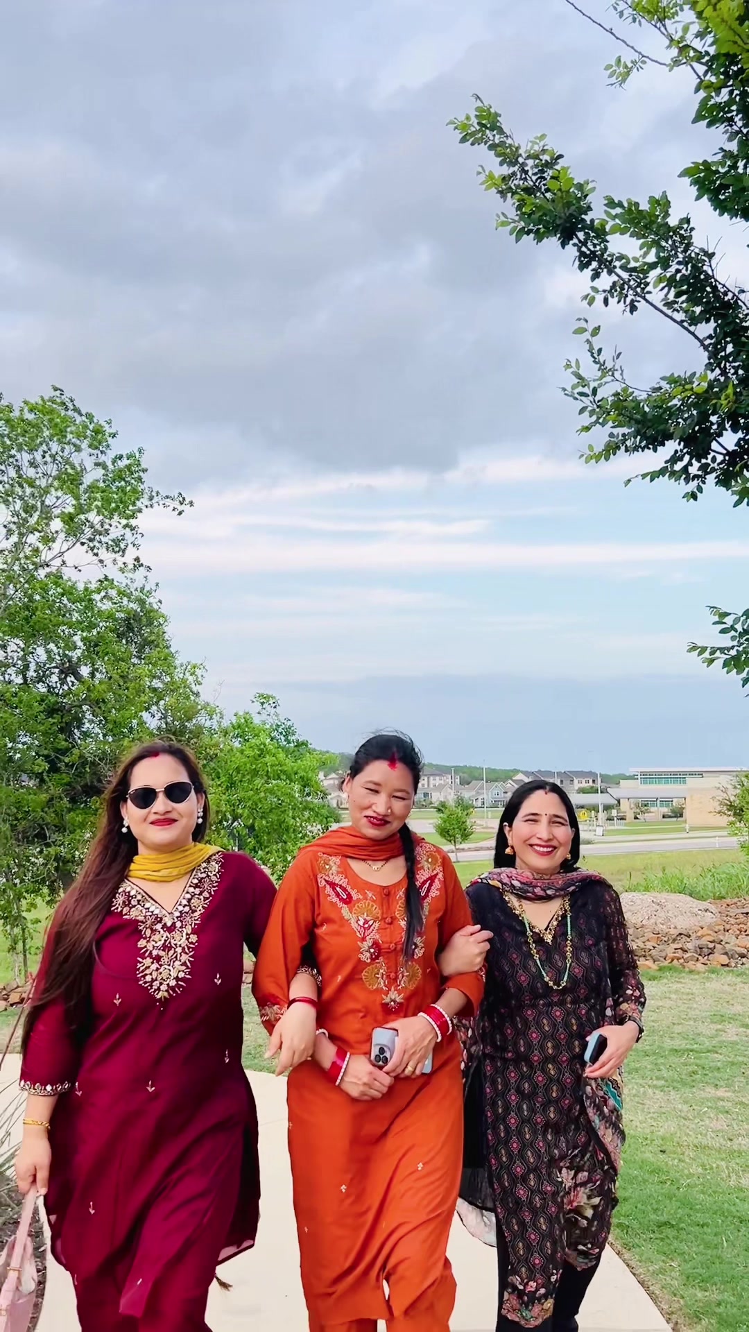 @Sandhaya 🦋 Pachhai