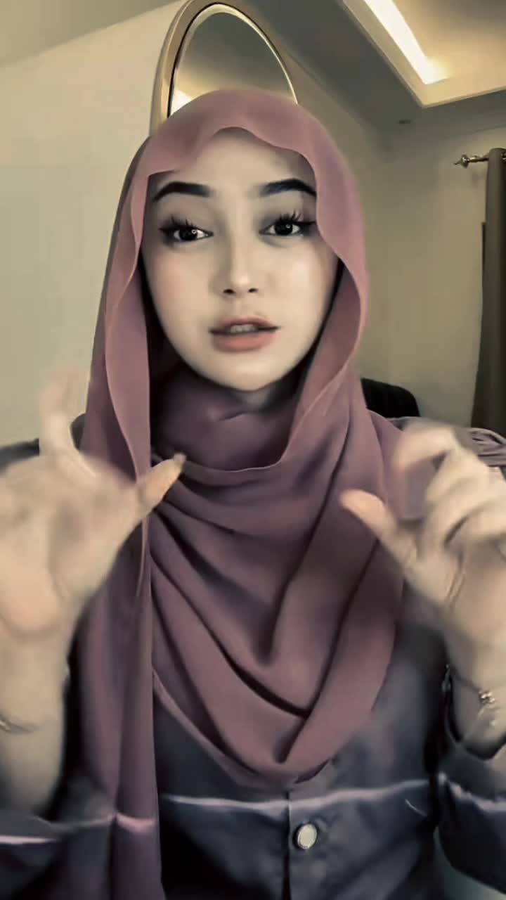 @فتاة جميلة