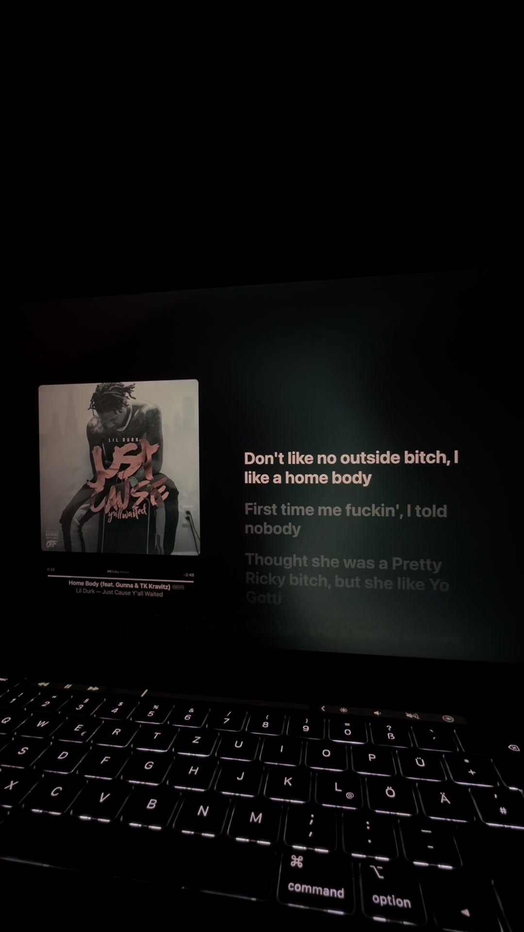 @LyricVibes🎧