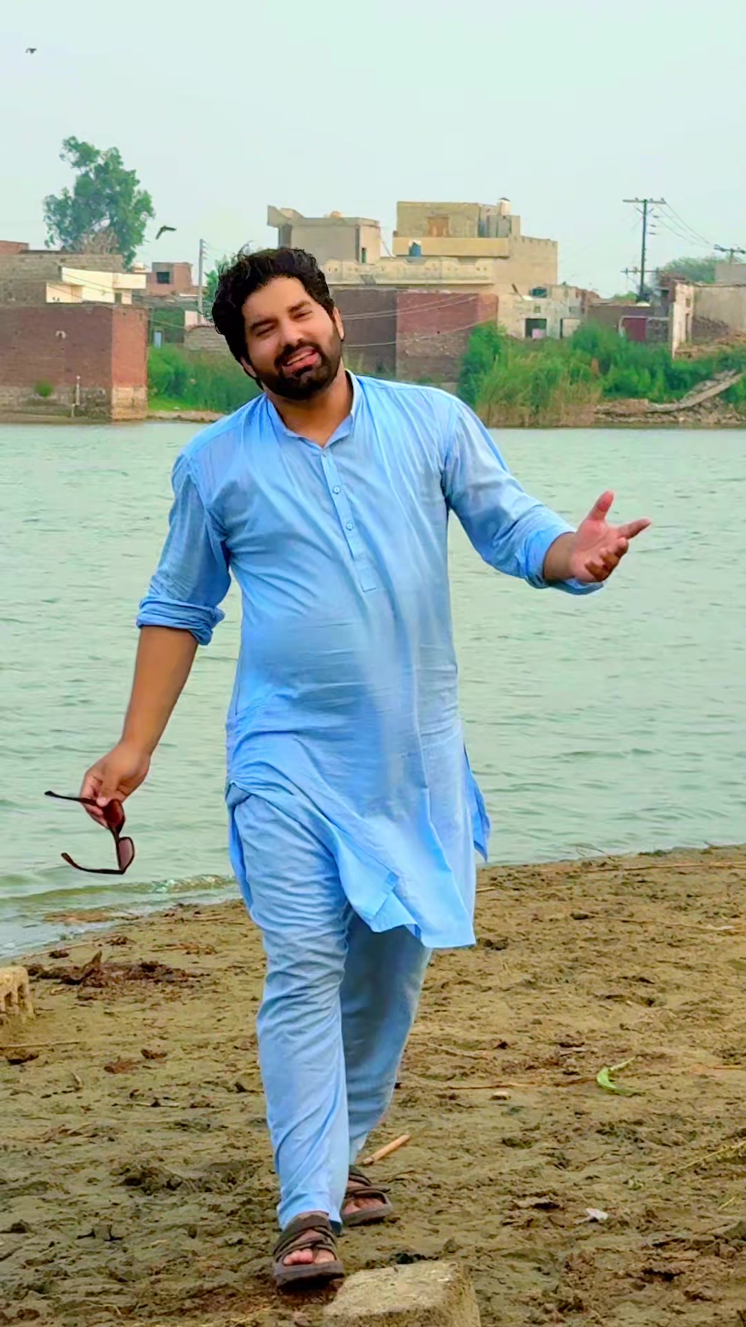 @Raaju Aawara