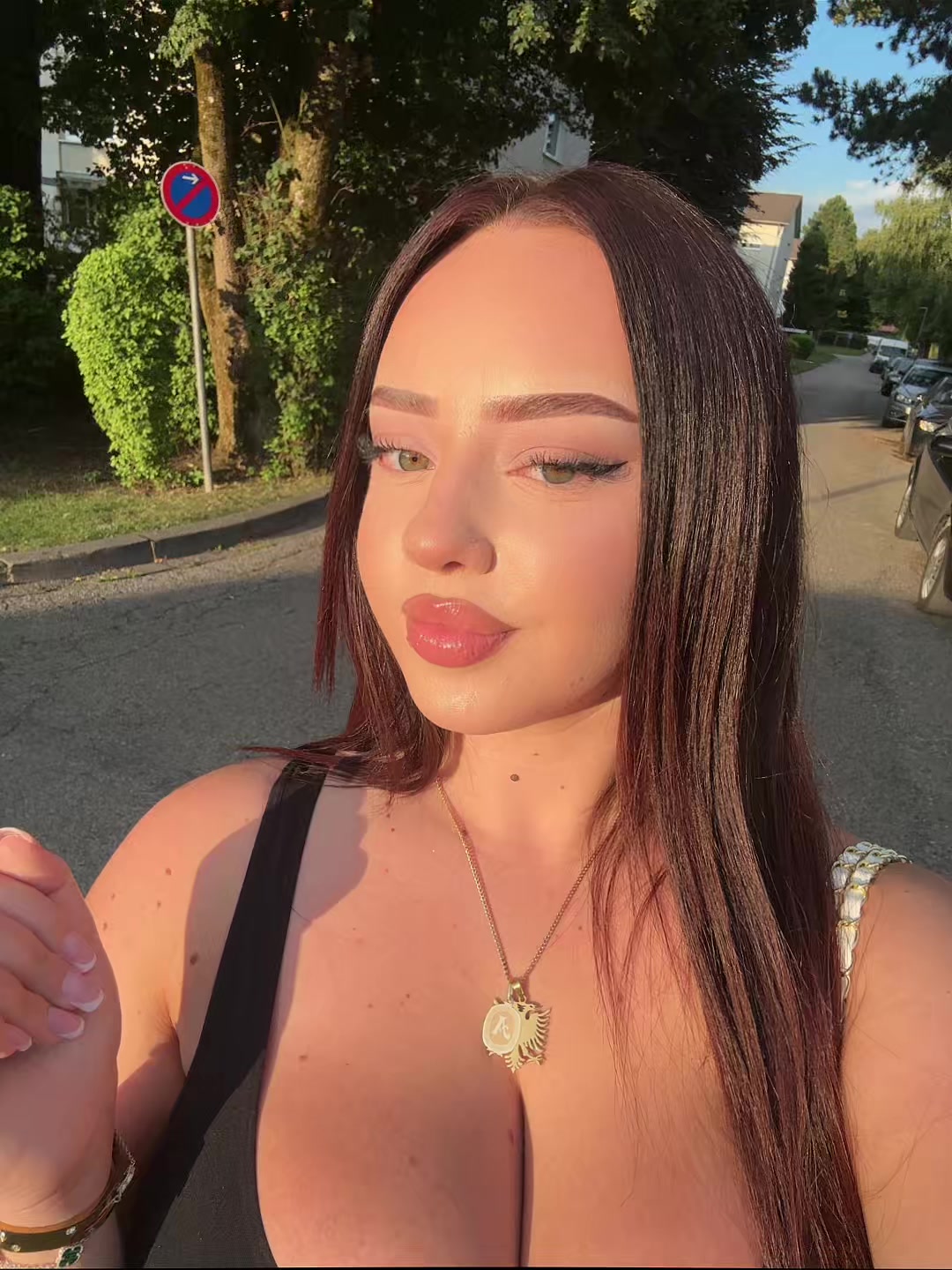 @ur🇦🇱mommy