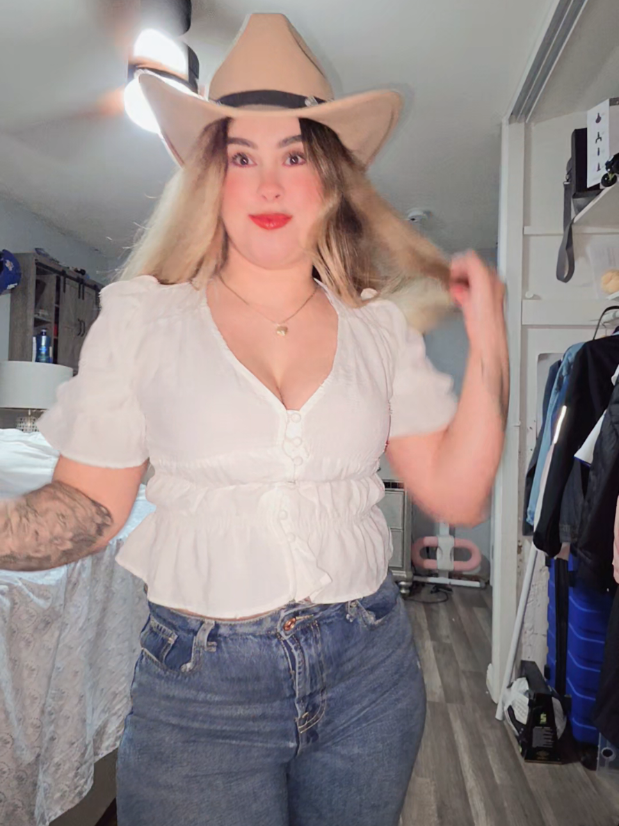 @Ąllison Esquivel ✨️