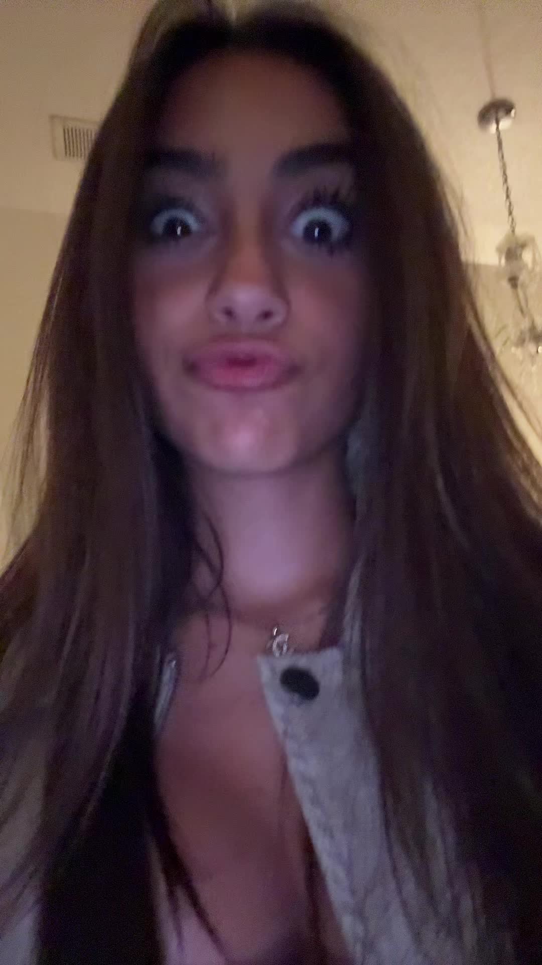 @User826492