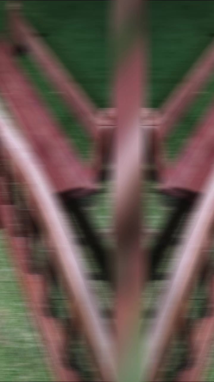@C⋆L⋆A⋆U⋆D⋆I⋆A⋆