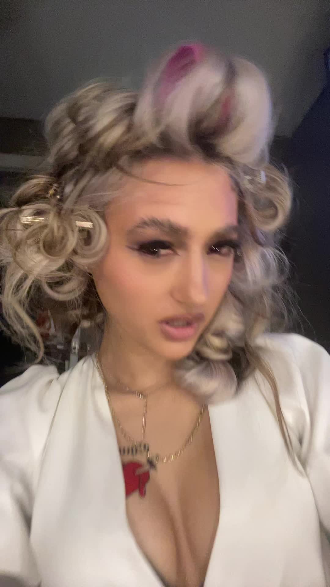 @jayleigh ♱⃓