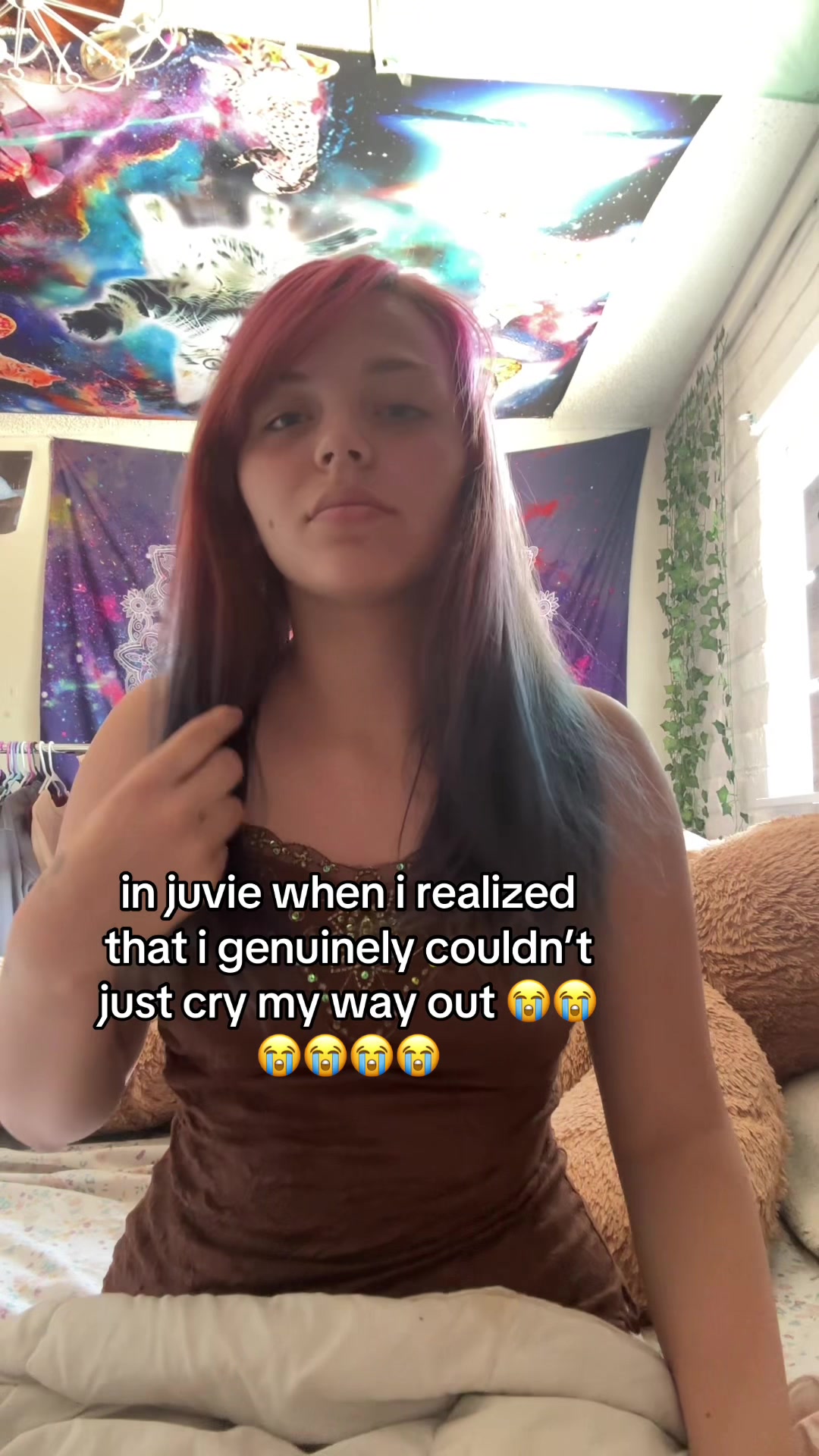 @:3
