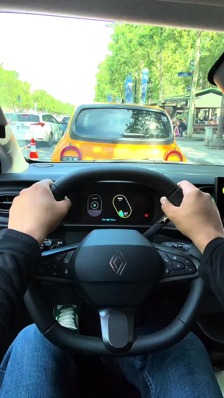 @Renault