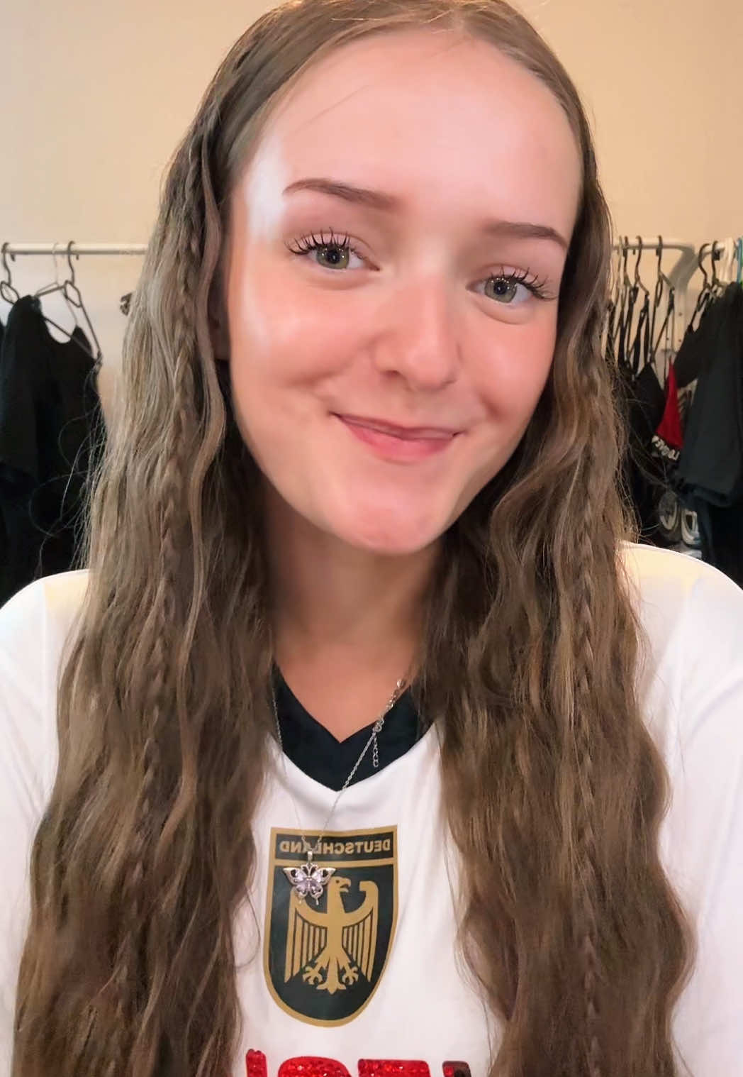 @diesetoni_