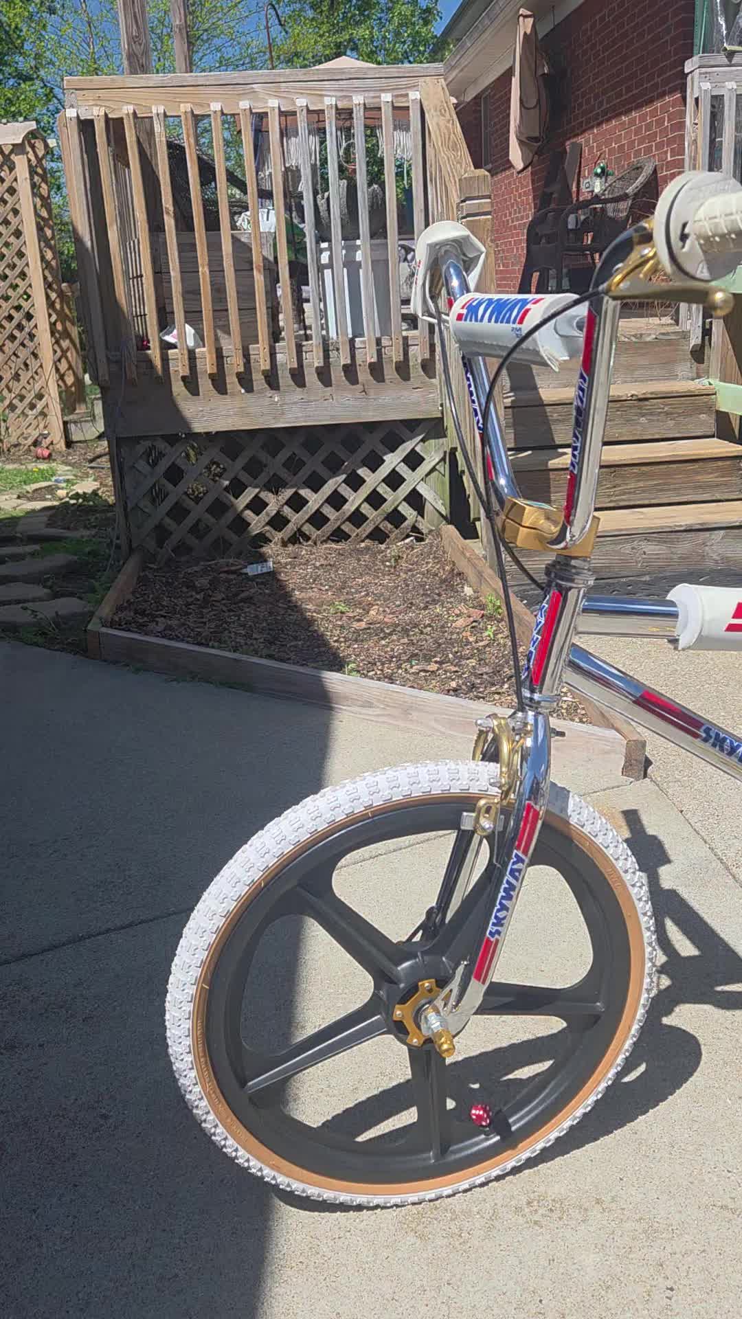 @The Bike Shop - 80s BMX
