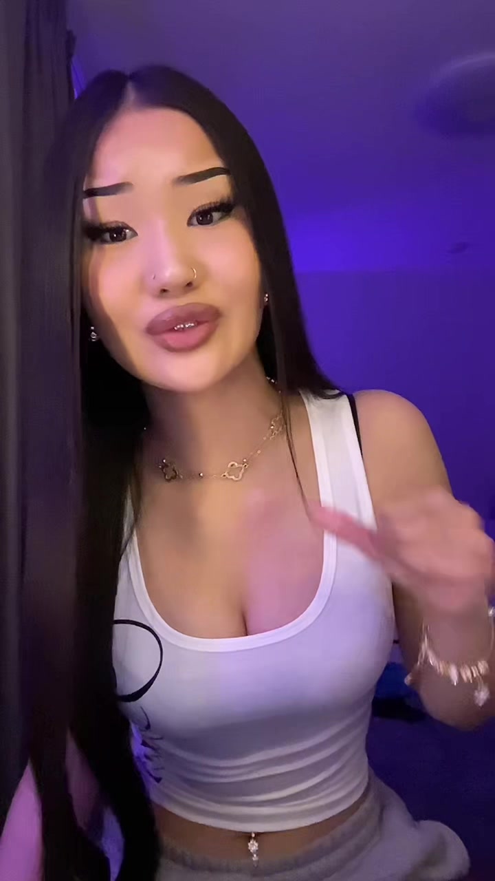 @Карина🇰🇬