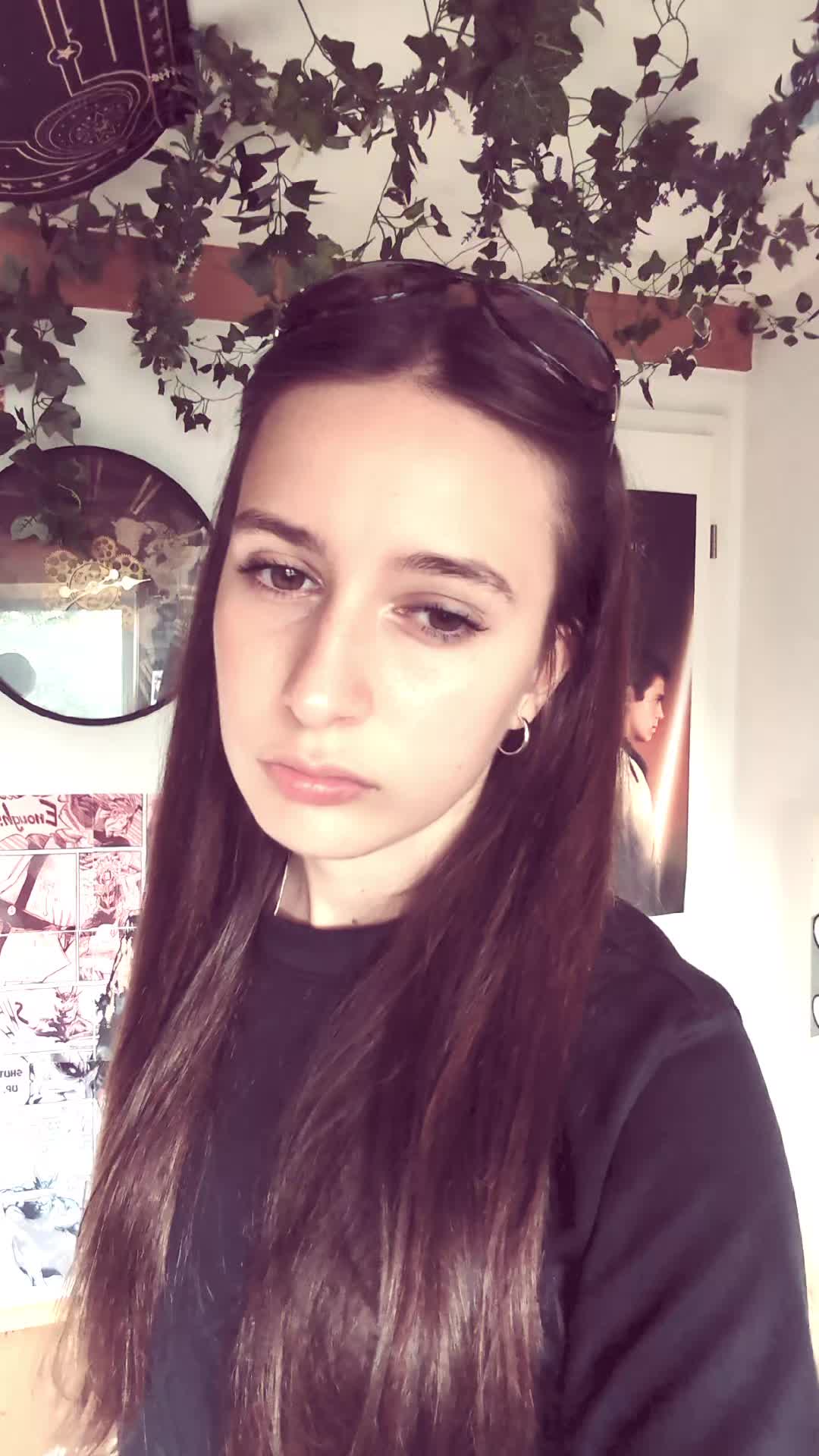 @𝐿𝒶𝓊𝓇𝒶✌️