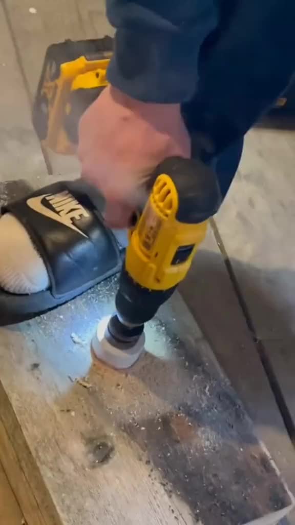 @Milwaukee_tools_keen🌐