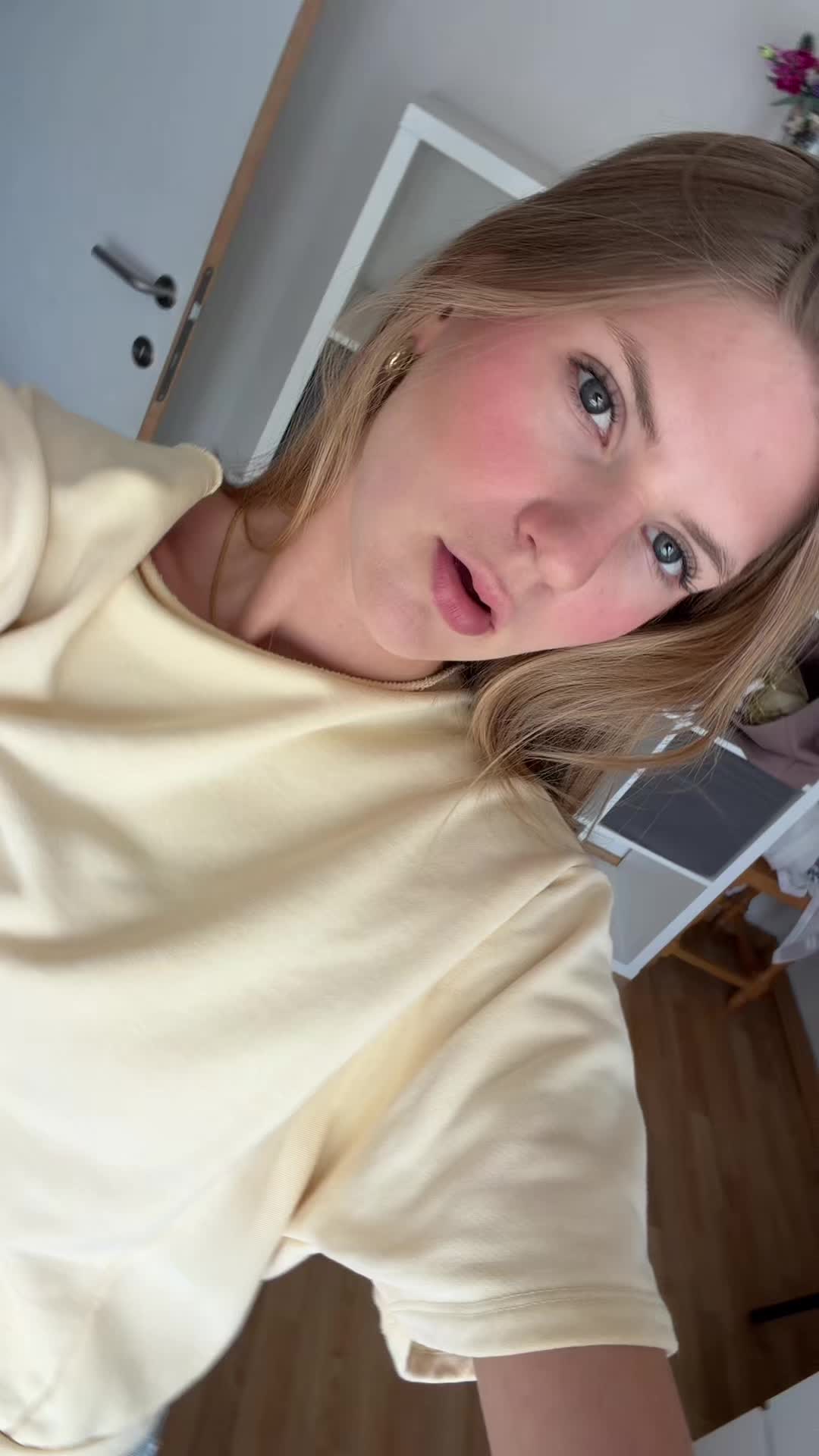 @CAITLY💗