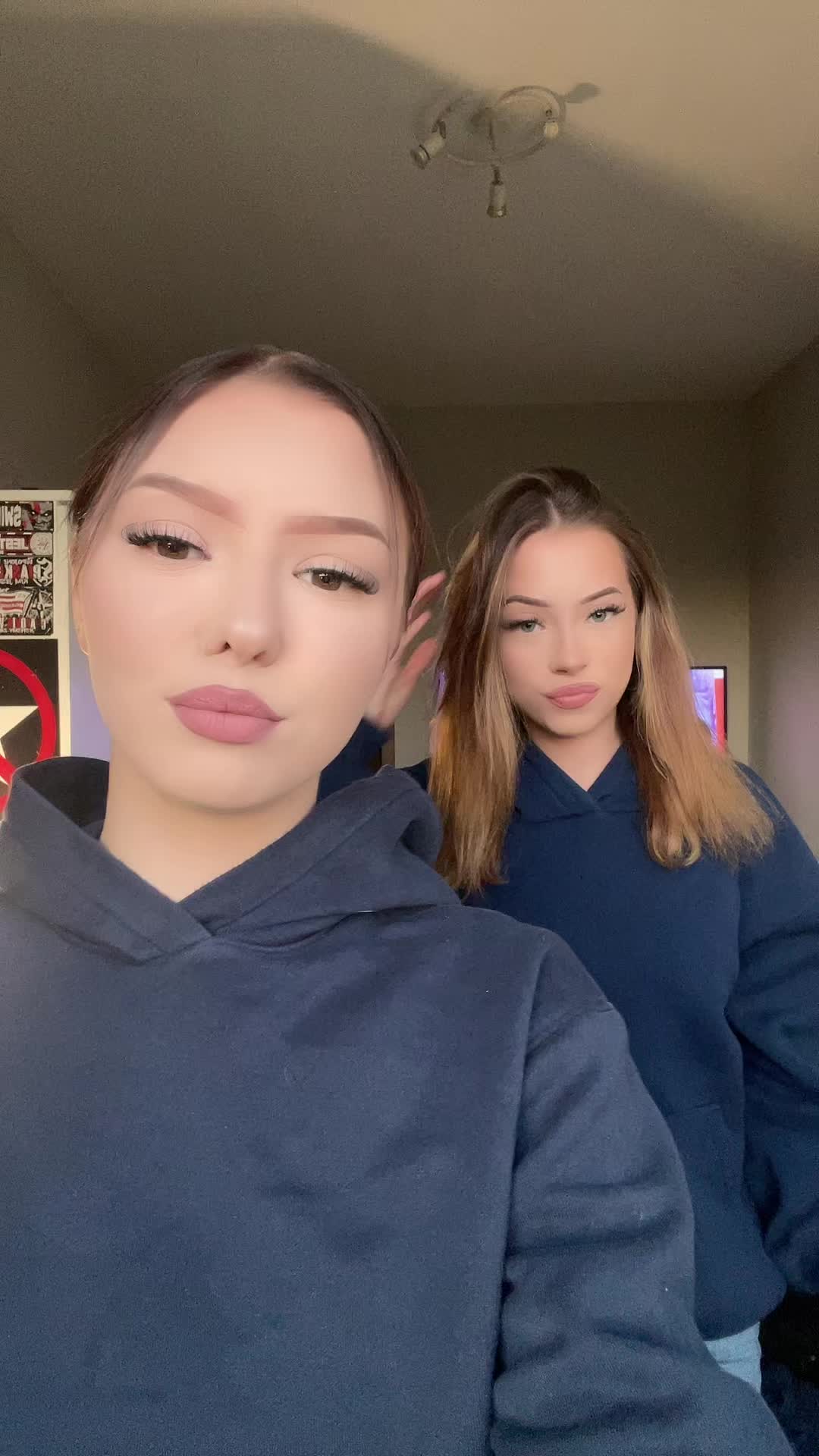 @𝓞𝓵𝓲𝓿𝓬𝓲𝓪