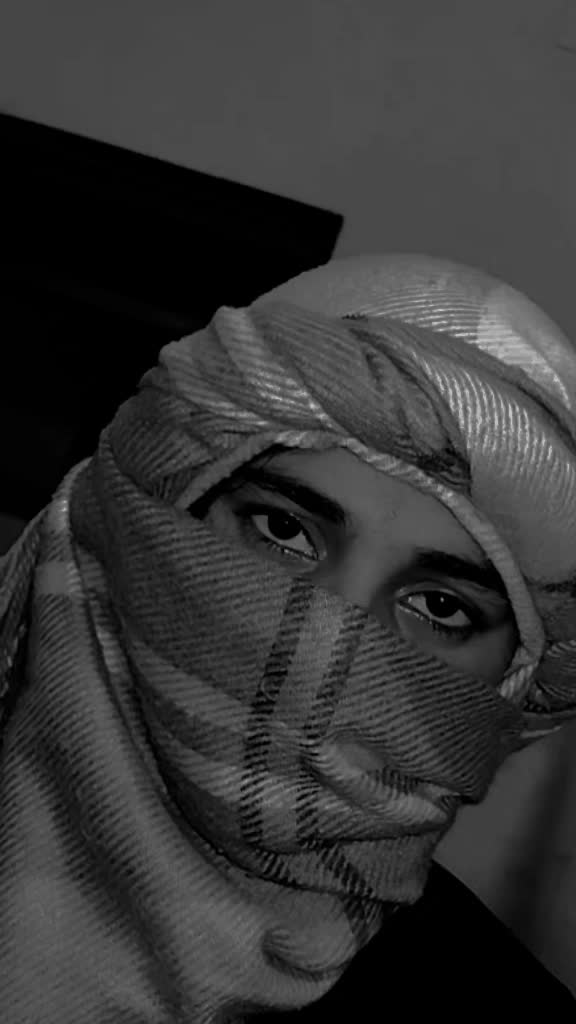 @س