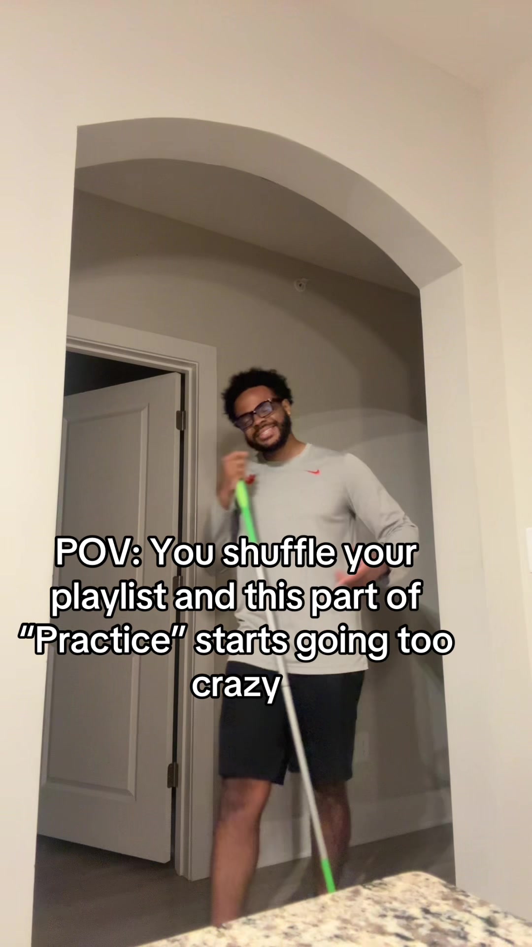 @Q.smith03