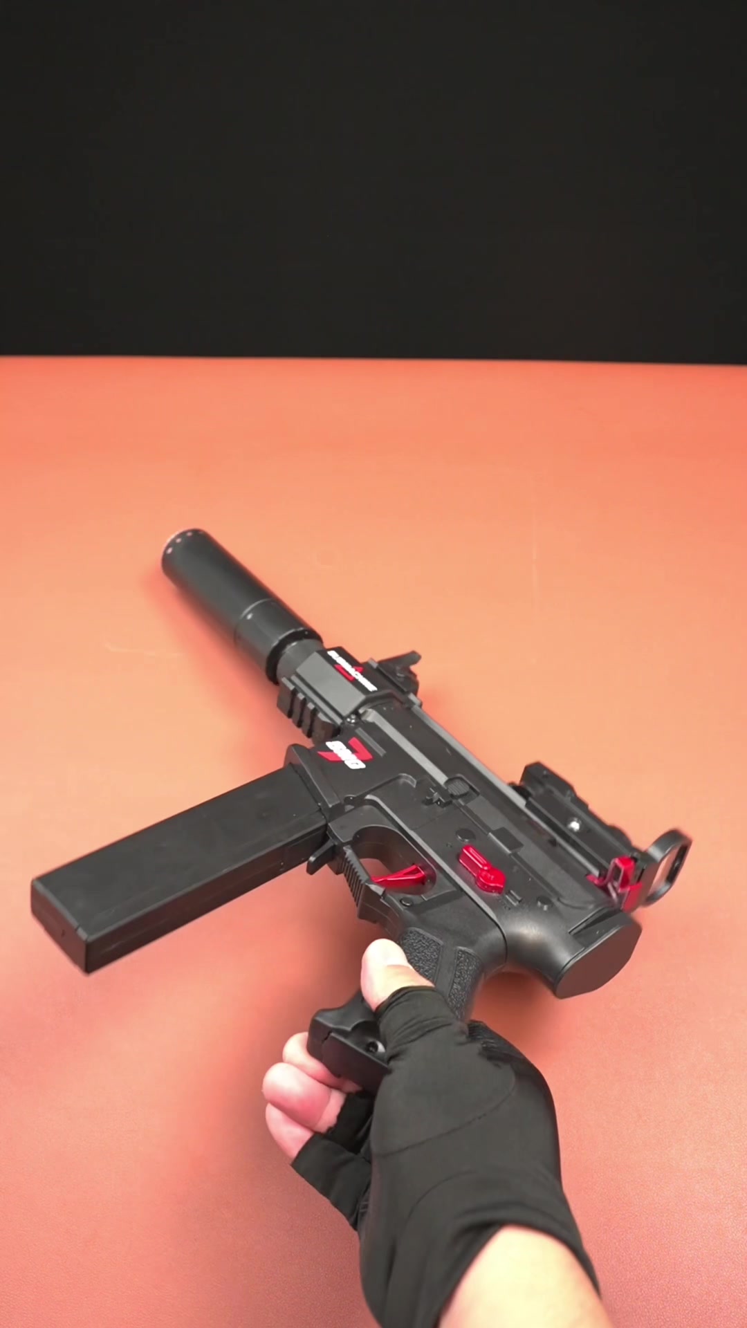 @akagtoy.com