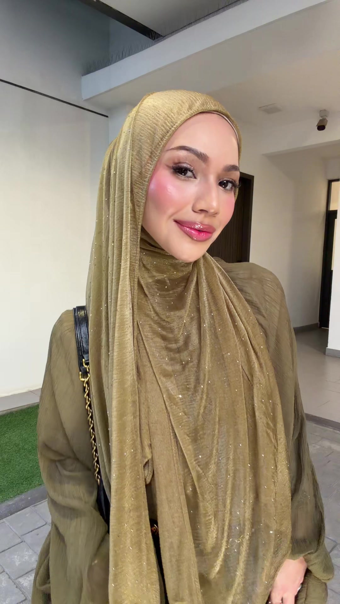 @Khainina Khalil