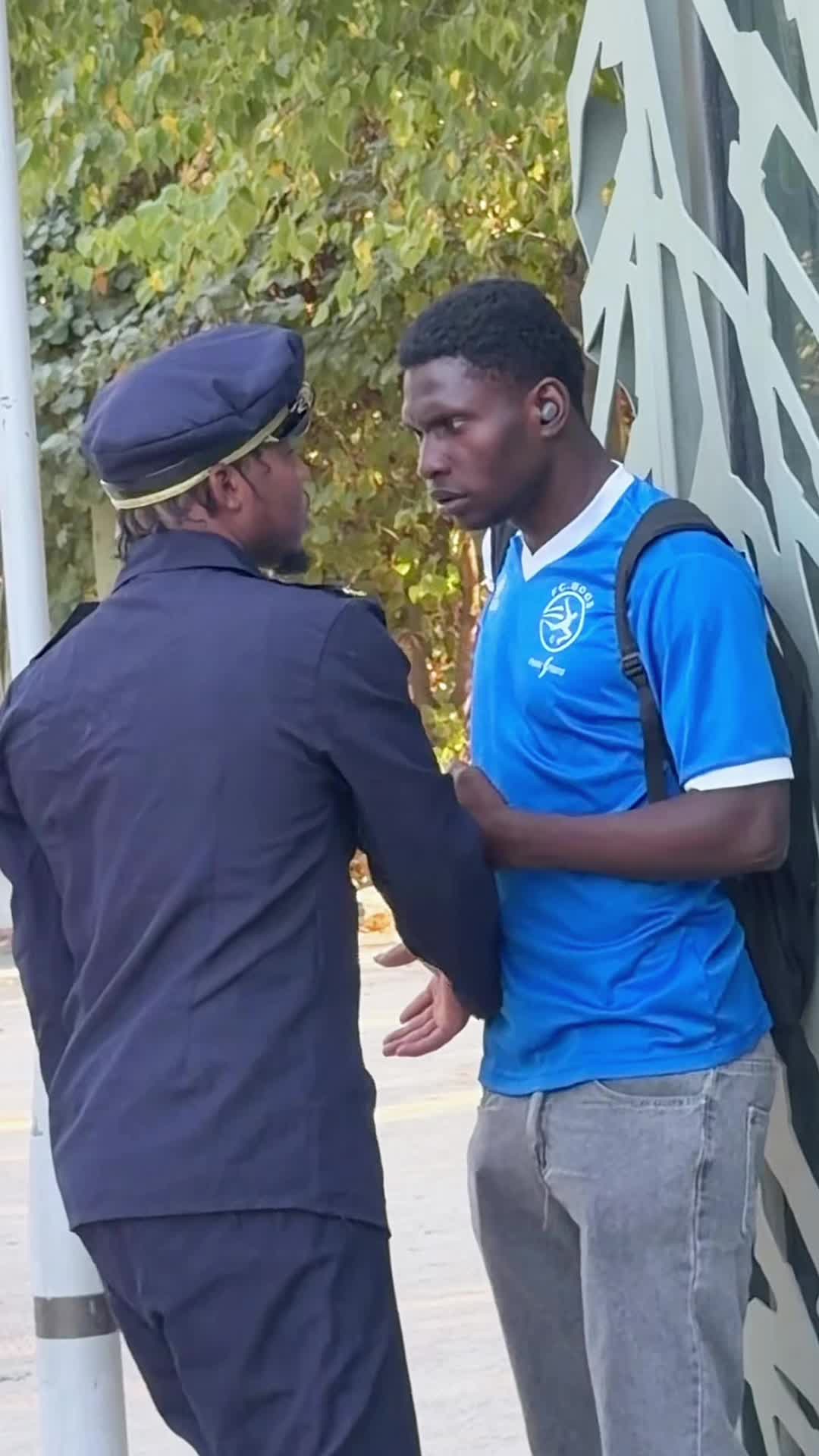 @Suarez le blackis🇨🇮🇫🇷