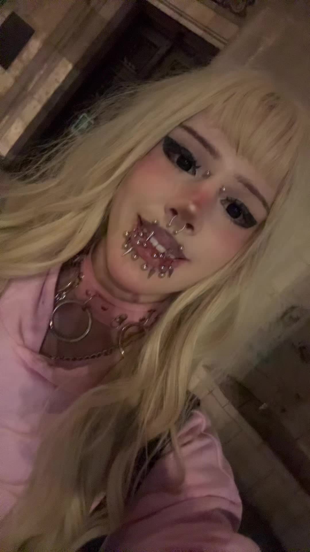 @kissym0lly