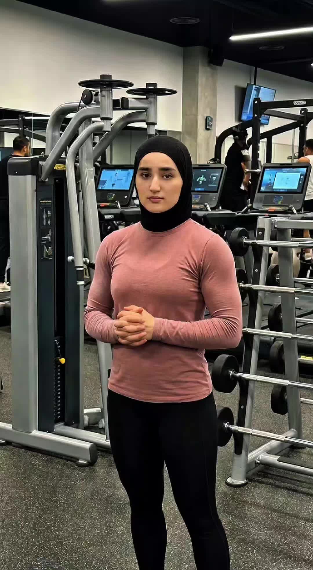 @hijabi. girl