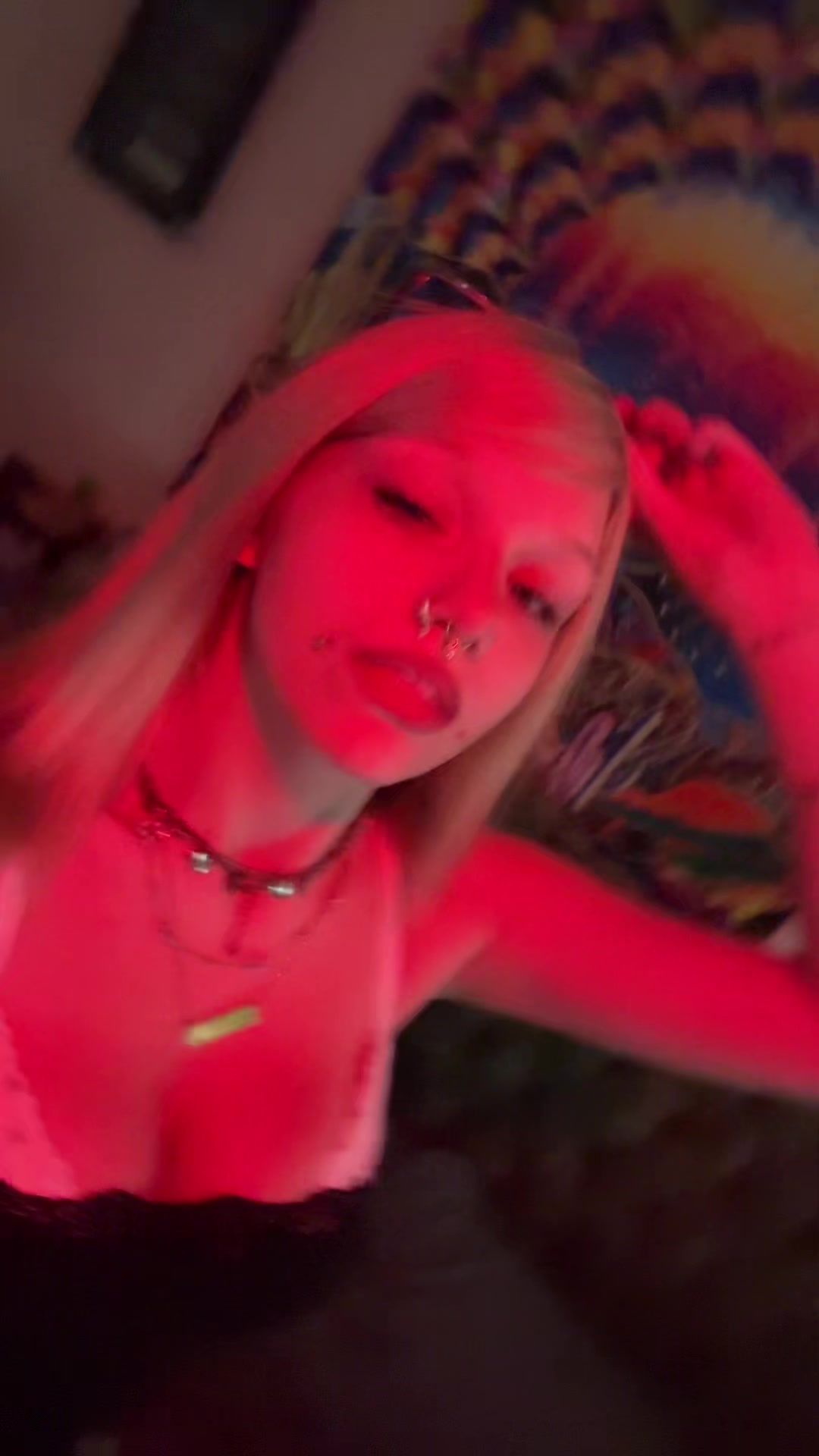 @🎭