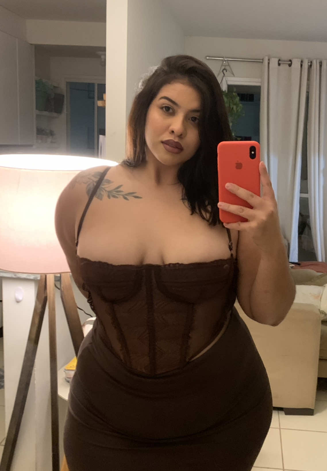 @Laura Tolentino
