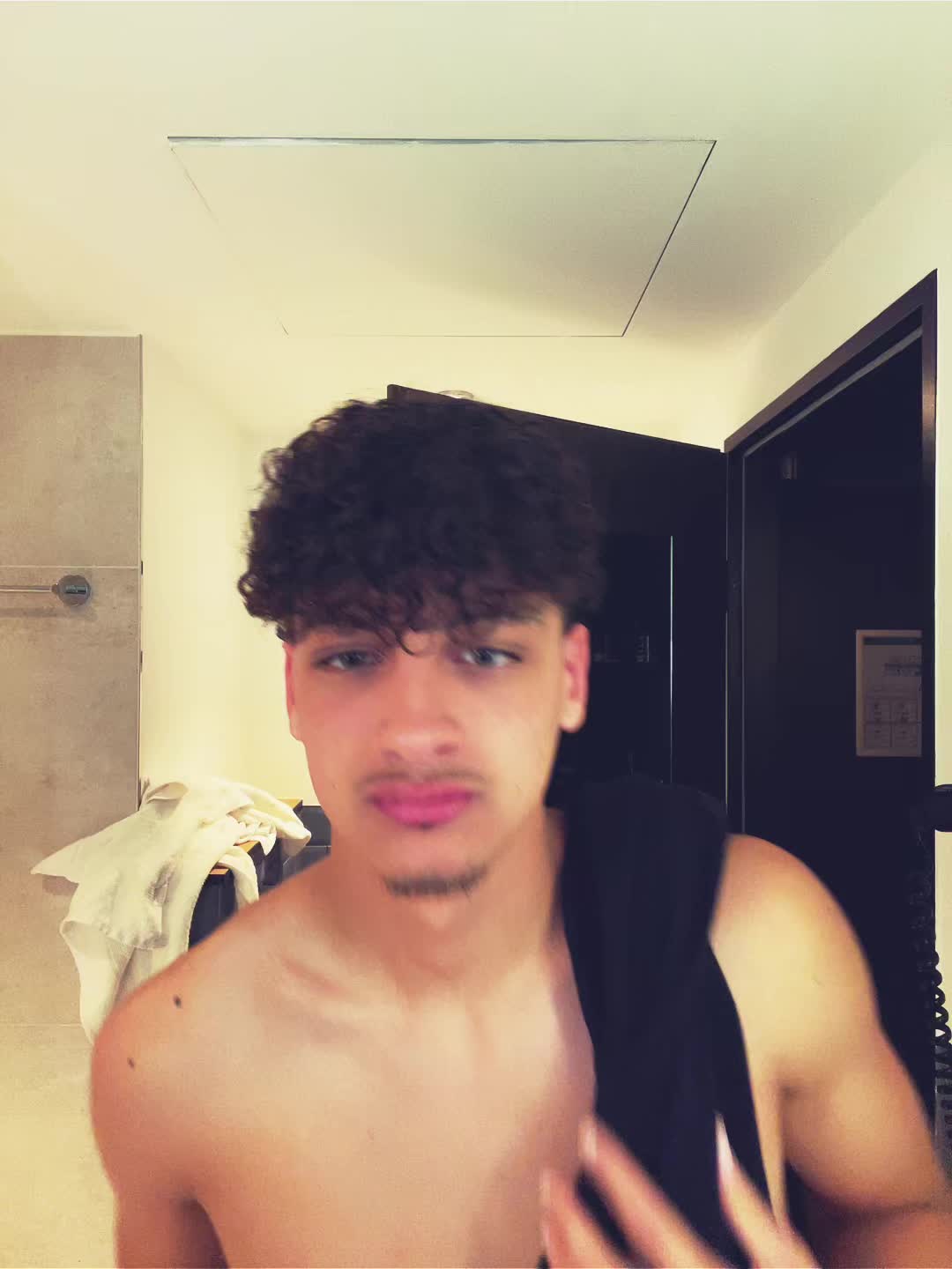 @𝐦𝐚𝐲𝐤𝐞𝐥🇨🇺🇮🇹