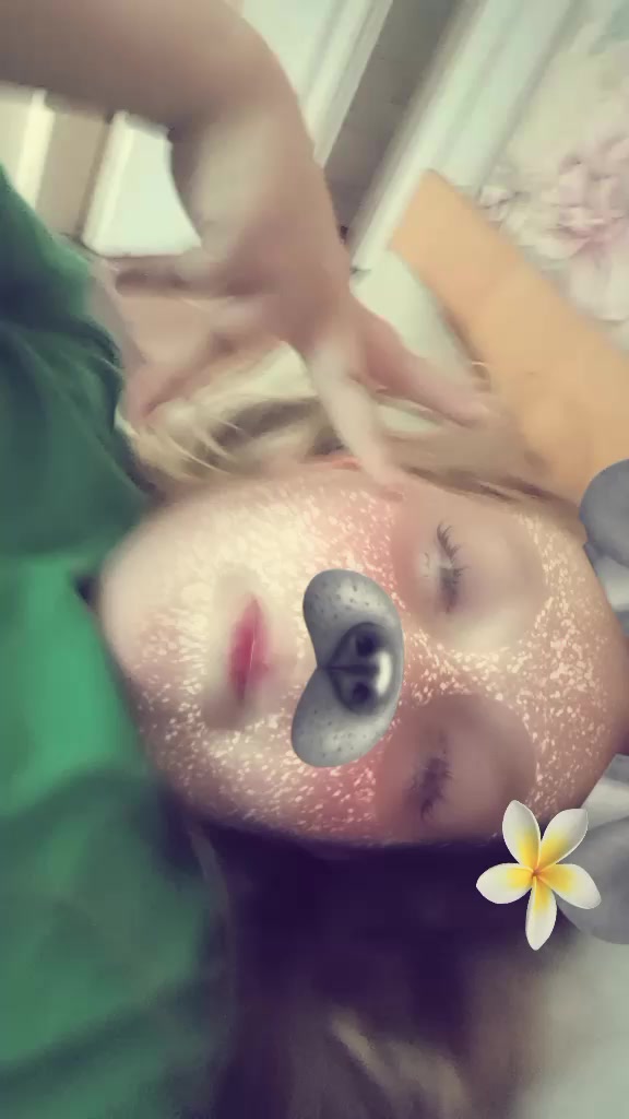 @Каріна Харіна