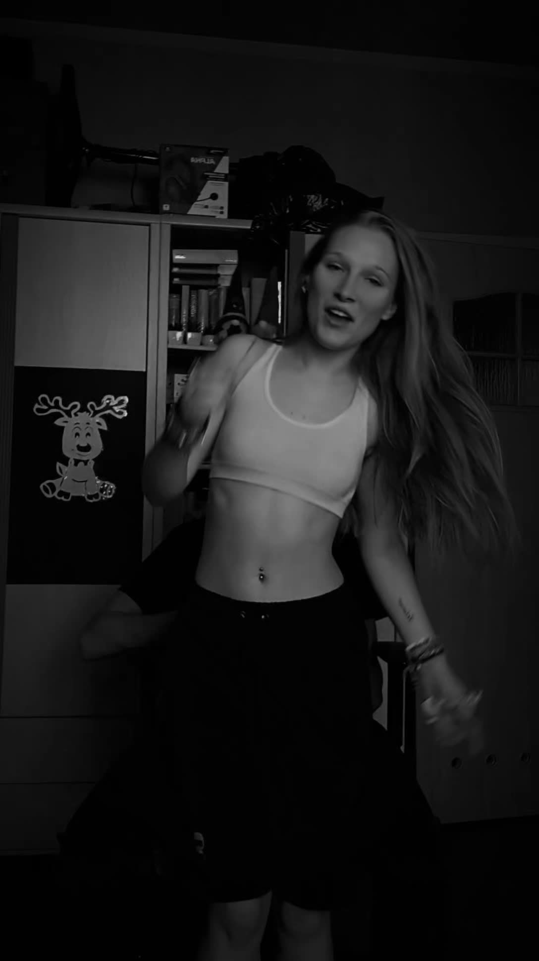 @BLONDI_81