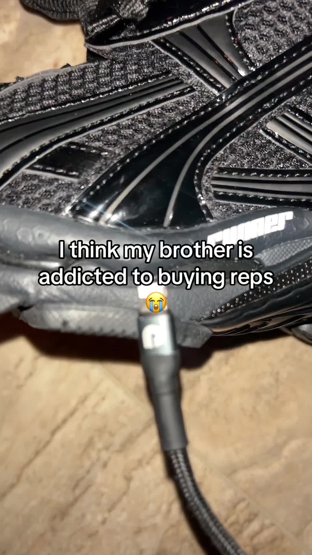 @️