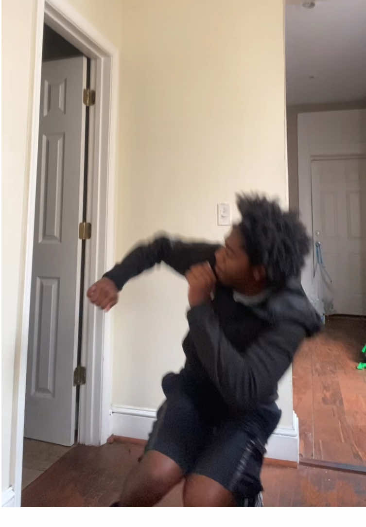 @🖤