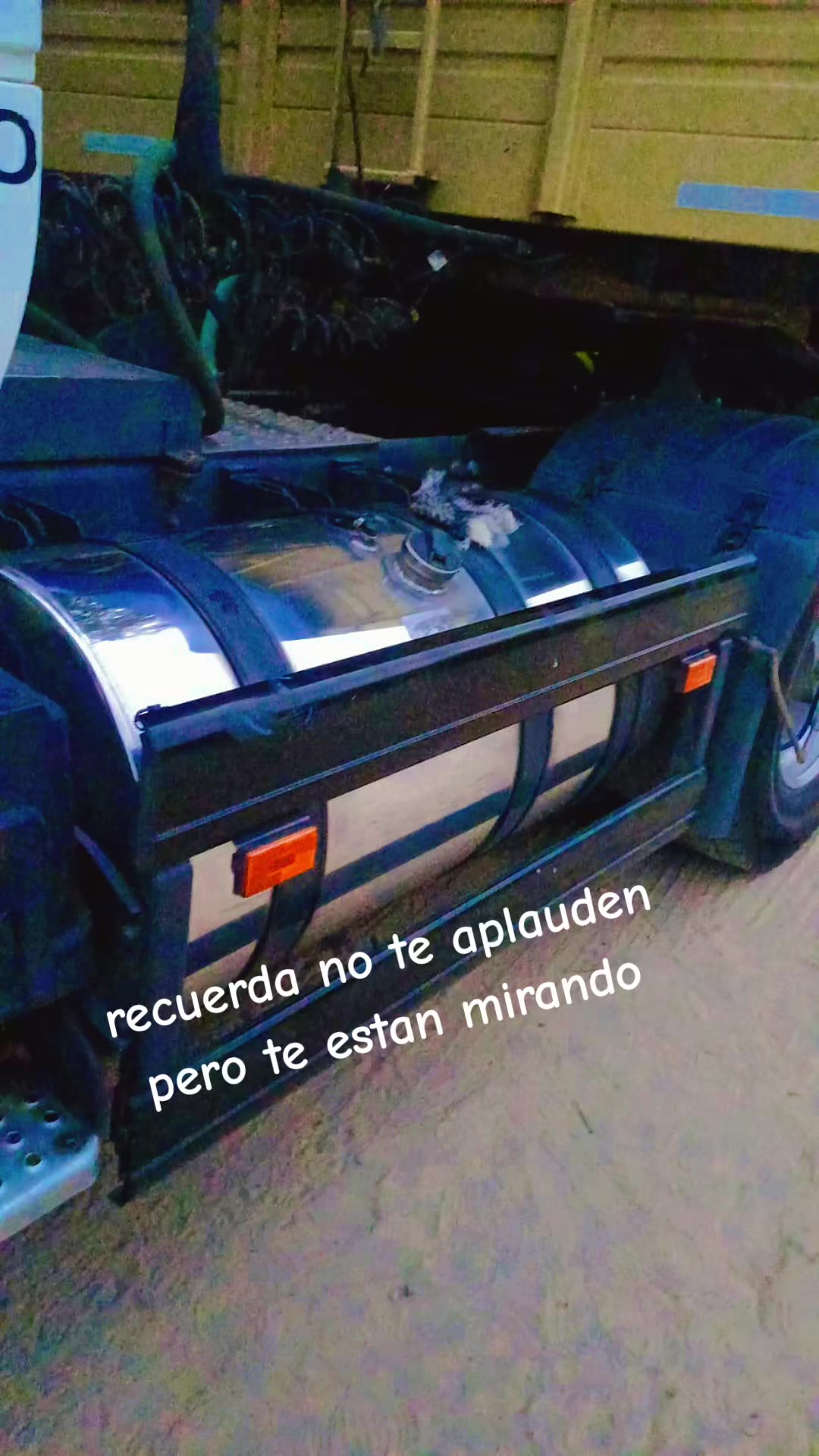 @expreso_nocturno.. Daniel