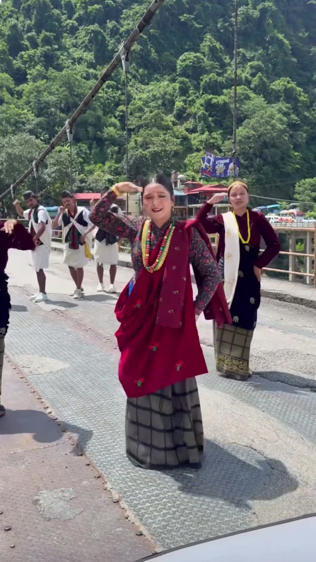 @Juna gurung ✨