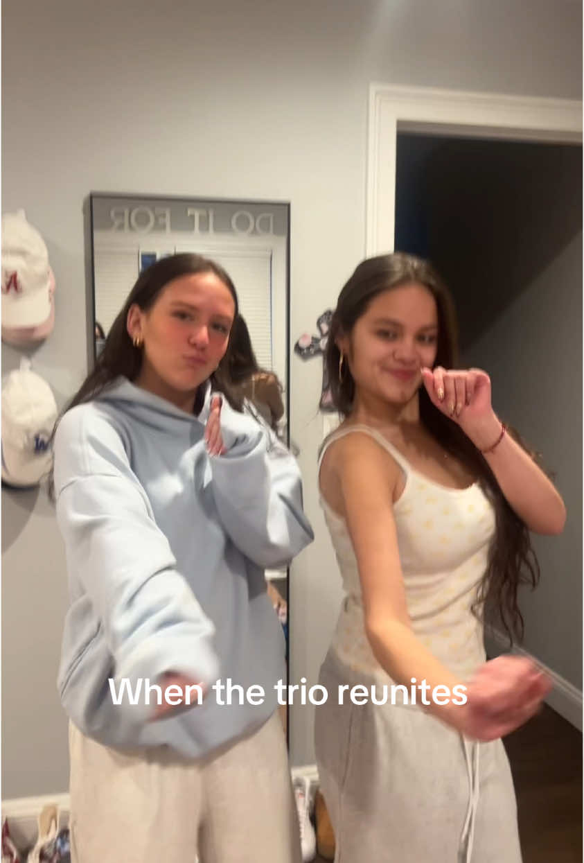 @Bella