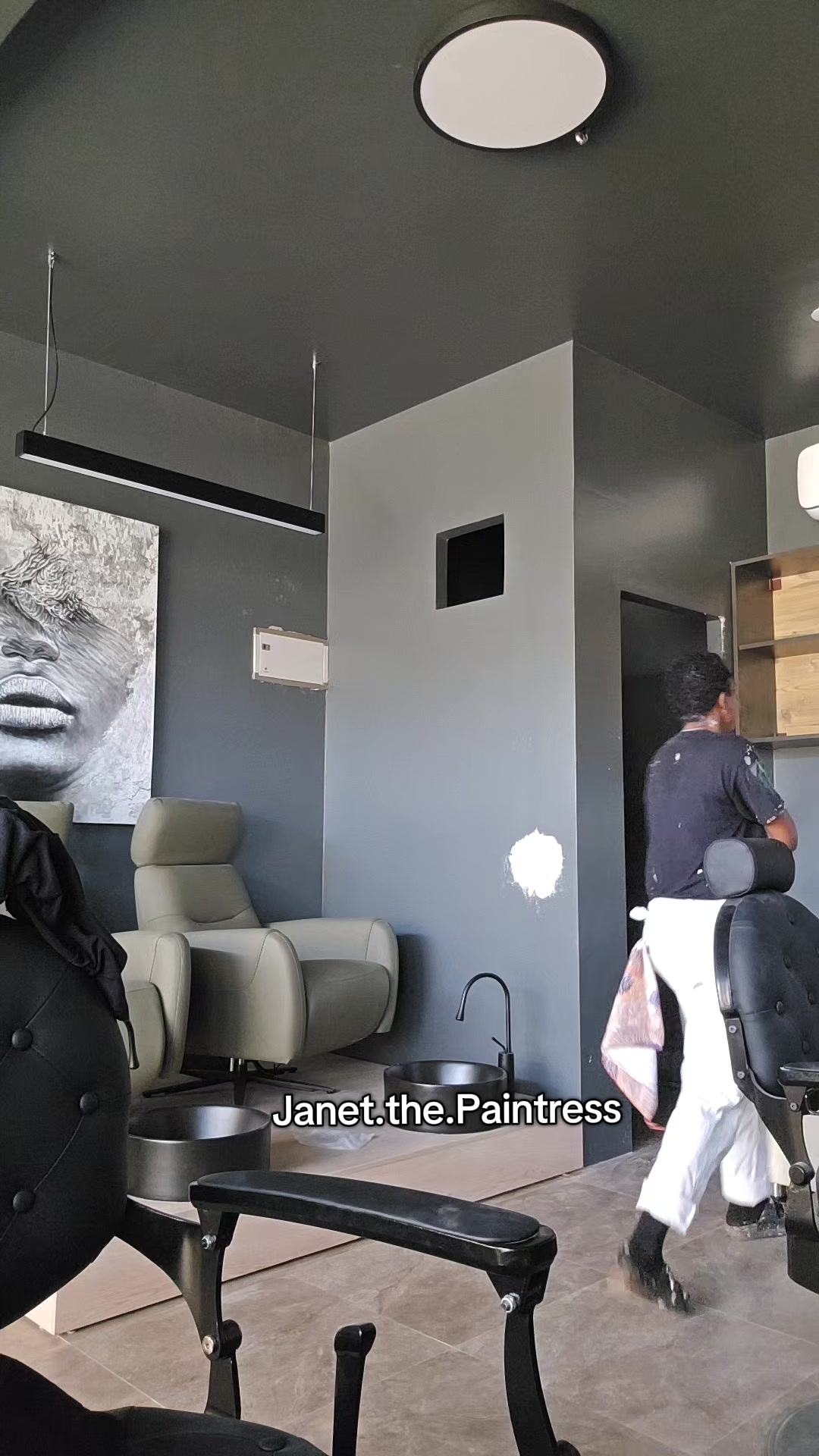 @JANET.the.Paintress👷&zwj;♀️🏘🏠🙏