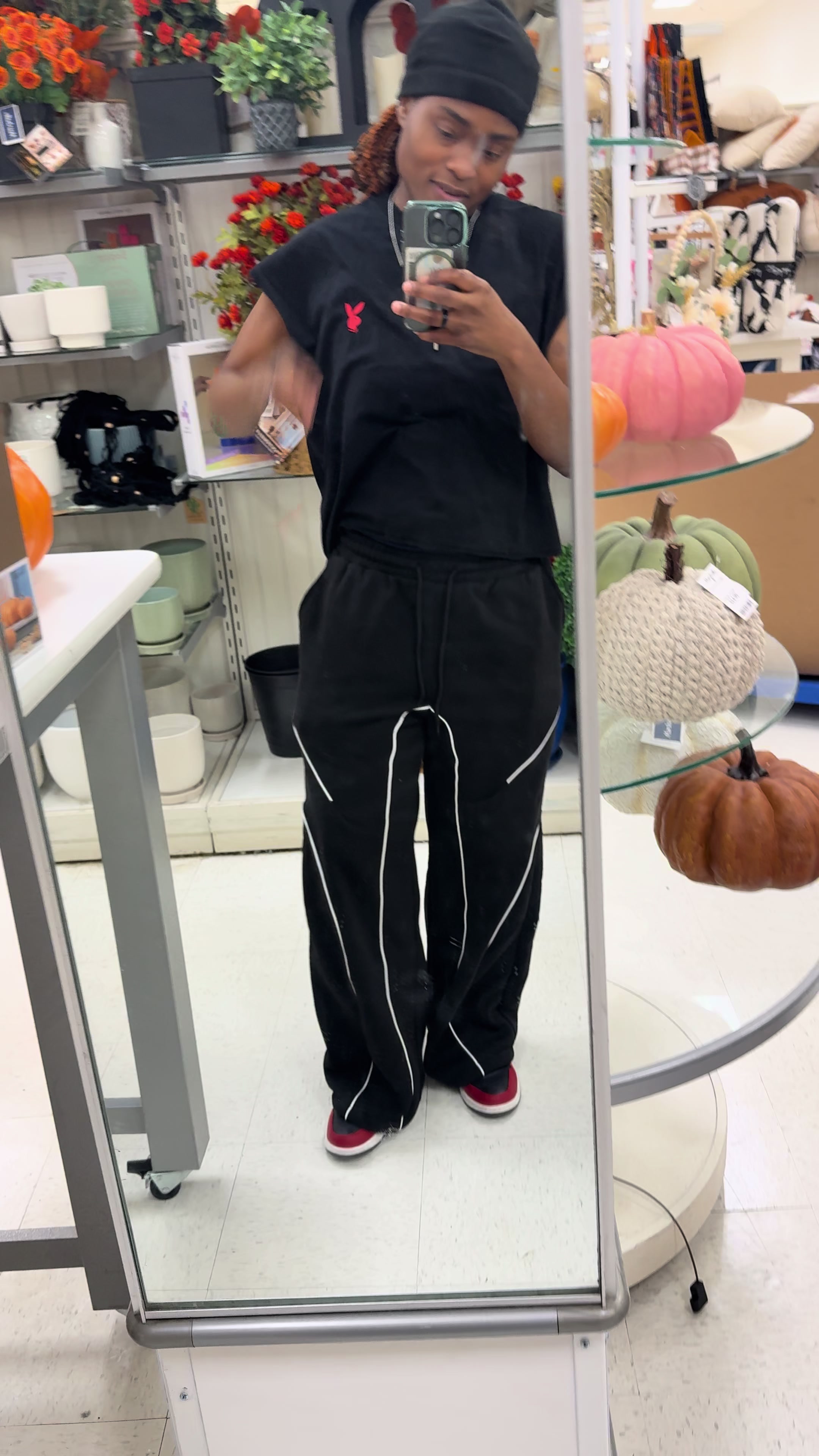 @wavycontent_
