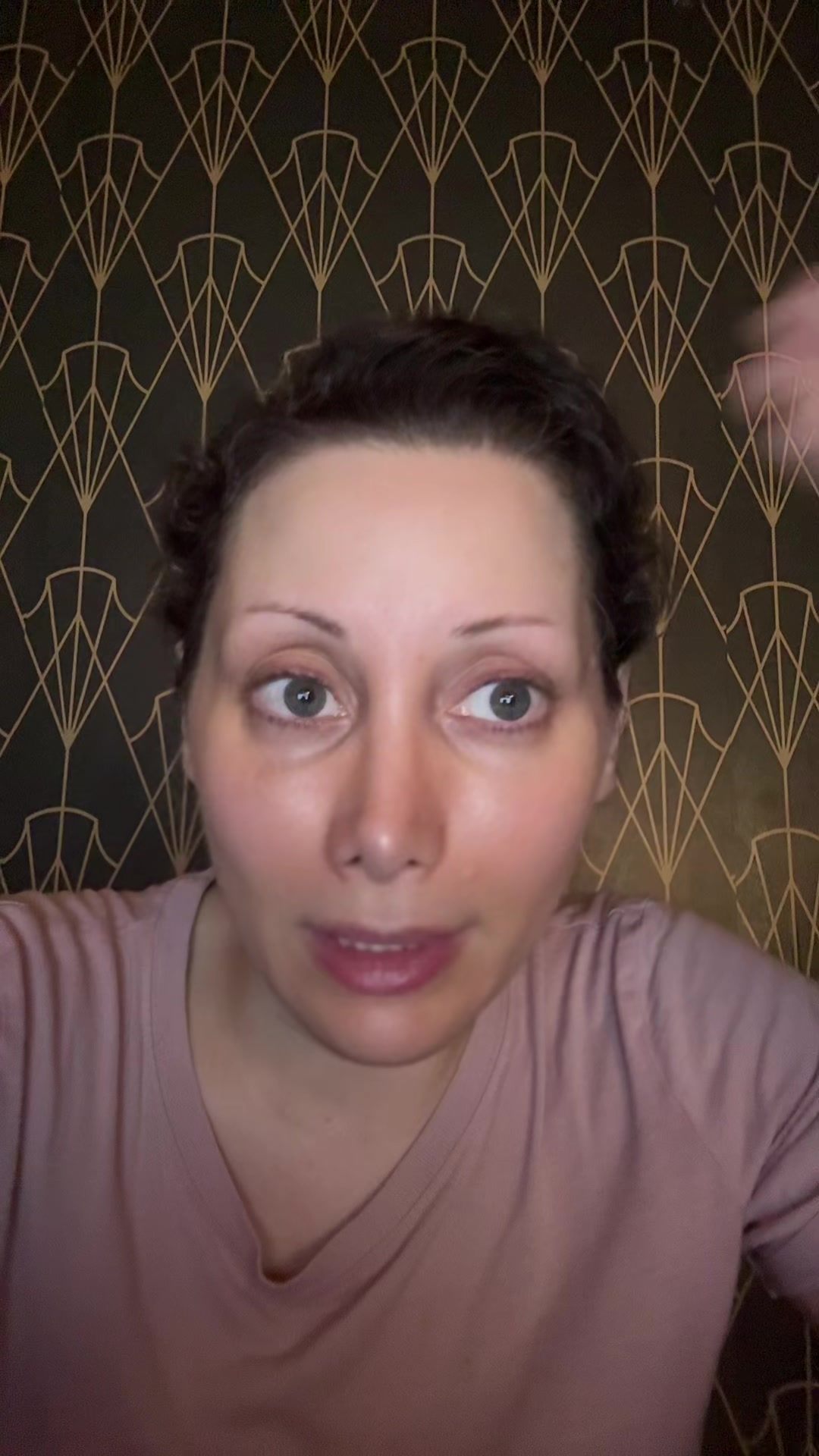 @Tonia