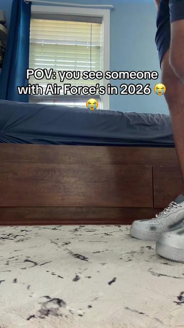 @Luh Sneakerhead