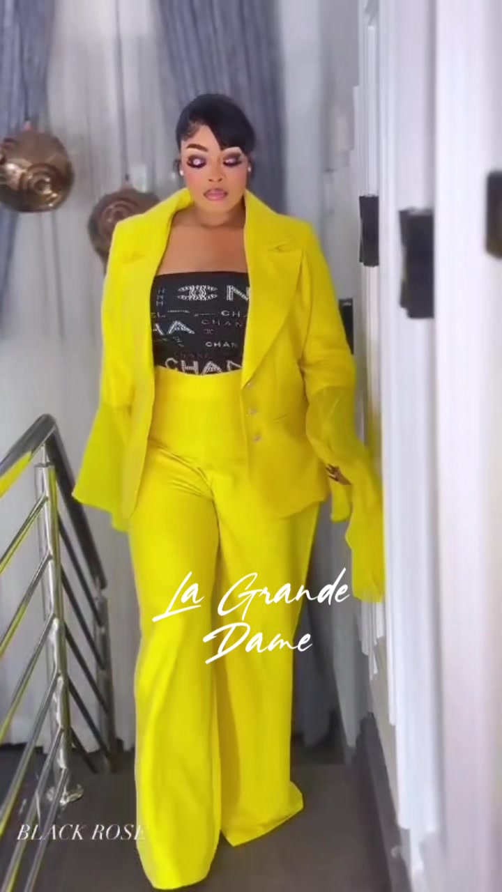 @LA GRANDE DAME