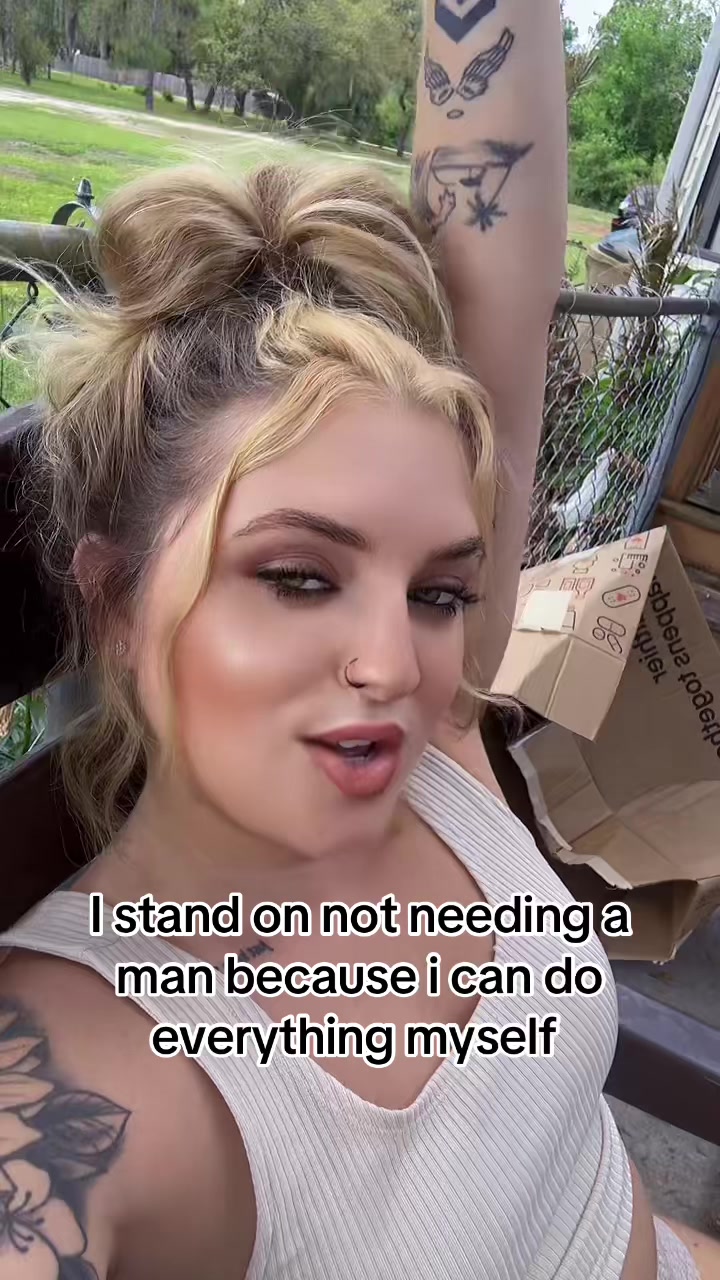 @alyssaxelizabeth
